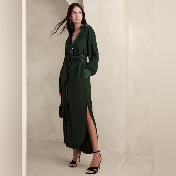 Banana Republic Dresses & Skirts - NWOT! BANANA REPUBLIC FELISA MIDI SHIRTDRESS - Multiple